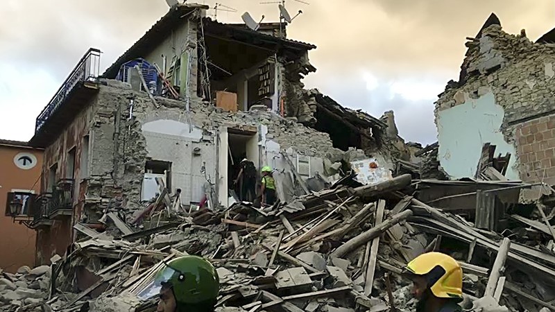 Powerful Italy Earthquake Kills Dozens and Reduces Town To Rubble