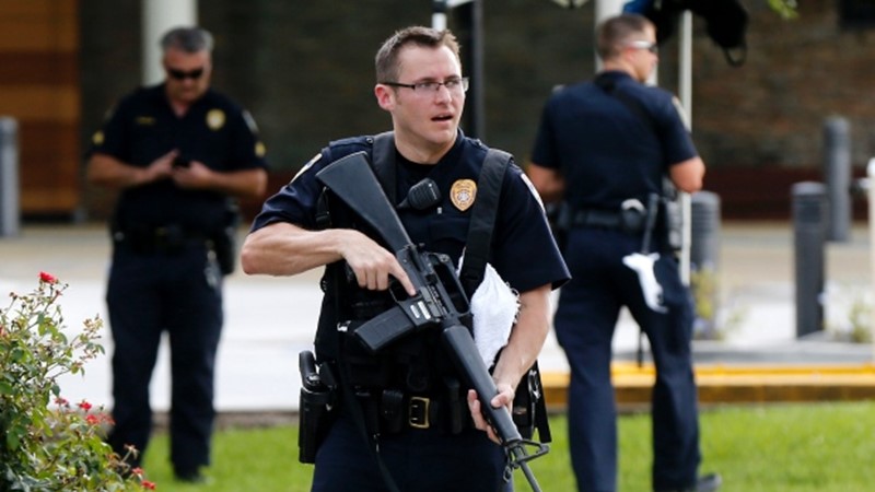 Police Say Gunman Who Killed Three Was Specifically Seeking Out Officers