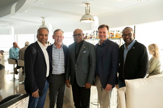 Above: Jamaica’s Minister of Tourism, Hon. Edmund Bartlett (centre), and Director of Tourism, Donovan White (far right), met with Canada Jetlines representatives (from left) Sanjay Kopalkar, Director of Sales and Business Development; Charles McKee, Chief Commercial Officer; and Eddie Doyle, President and CEO, in Toronto on September 22.