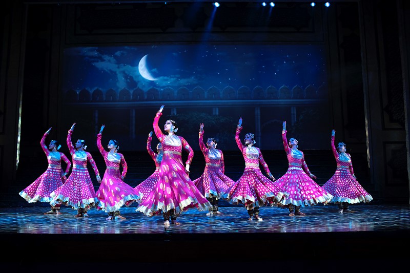  After more than 200 spellbinding performances across six Asian countries, India's most spectacular musical play now premieres in North America.
